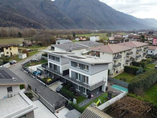 Villa en Piamborno, Provincia di Brescia