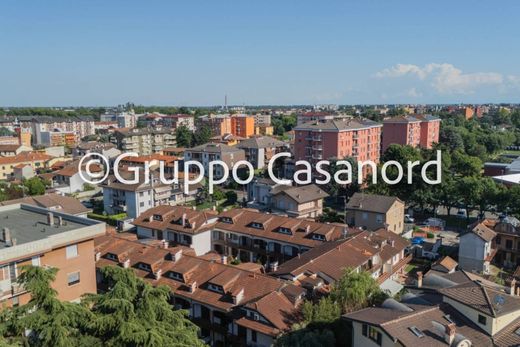 Dom szeregowy w Cernusco sul Naviglio, Città metropolitana di Milano