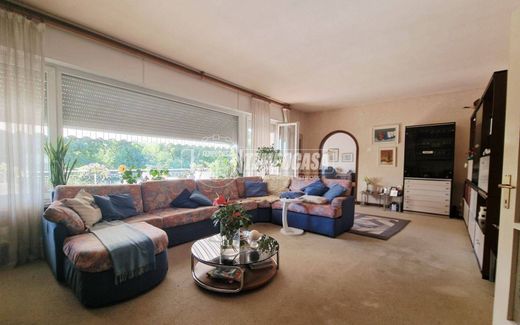 Villa in Bardolino, Provincia di Verona