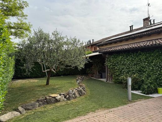 Villa in Parma, Provincia di Parma
