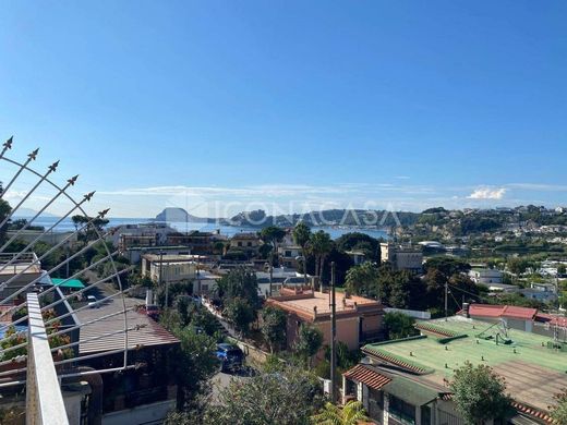 Villa - Pozzuoli, Nápoles