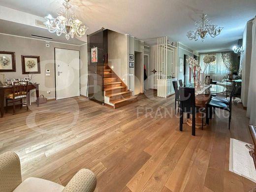 Daire Sesto Fiorentino, Firenze ilçesinde