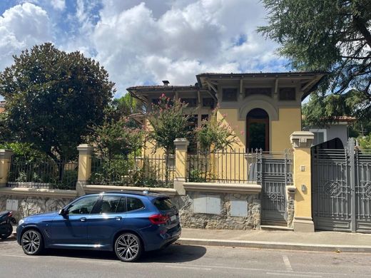 Apartment / Etagenwohnung in Florenz, Toskana