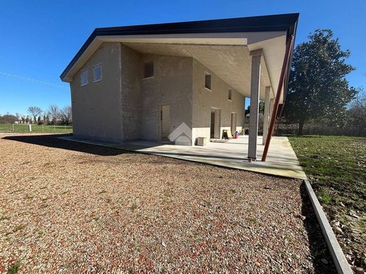 Villa in Campodarsego, Padua