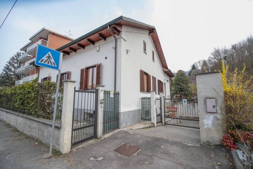 Villa in San Mauro Torinese, Torino