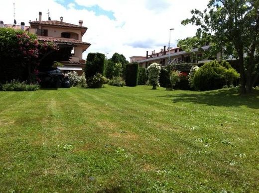 Terraced house in Prato, Provincia di Prato