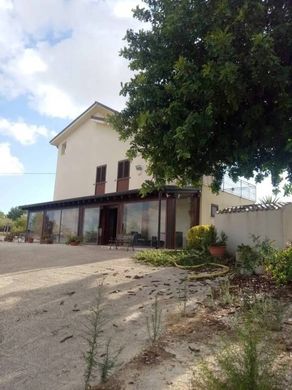 Willa w Santa Elisabetta, Agrigento