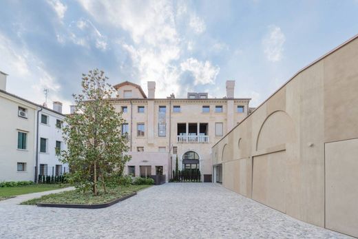 Διαμέρισμα σε Treviso, Provincia di Treviso