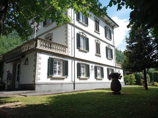 Maison mitoyenne à Bagni di Lucca, Lucques