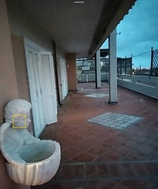 Carrara, Provincia di Massa-Carraraのアパートメント