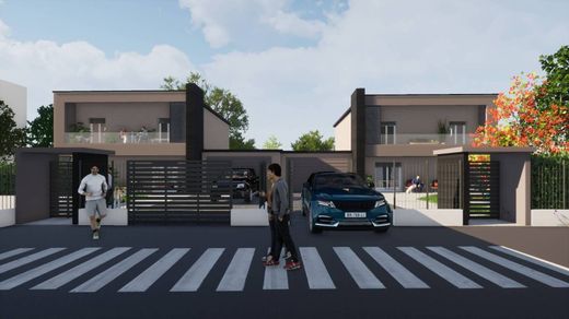 别墅  Uboldo, 瓦雷泽省