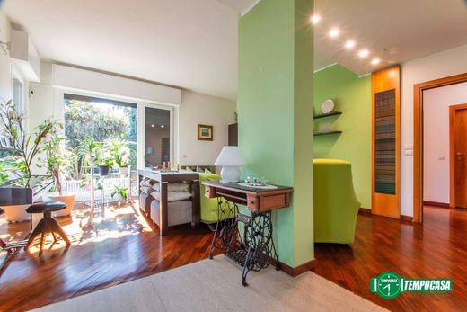 Villa in Arese, Milan