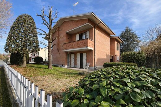 Villa in Correggio, Provincia di Reggio Emilia
