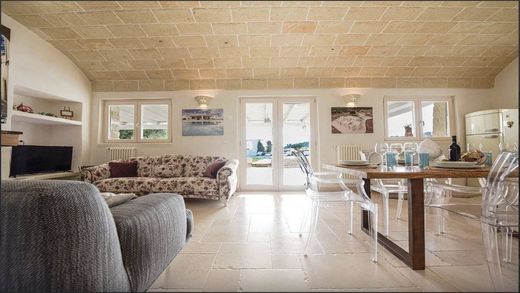 Villa in Ostuni, Provincia di Brindisi