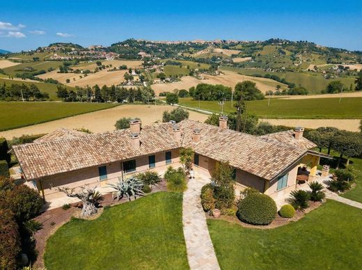Villa in San Pietro di Recanati, Provincia di Macerata
