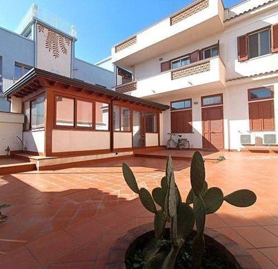 Villa in Santa Teresa di Riva, Messina