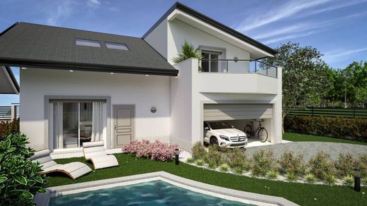 ‏וילה ב  Busto Arsizio, Provincia di Varese