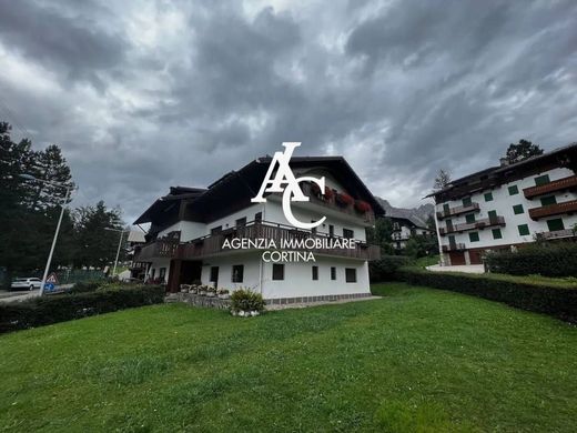 Appartement in Cortina d'Ampezzo, Provincia di Belluno