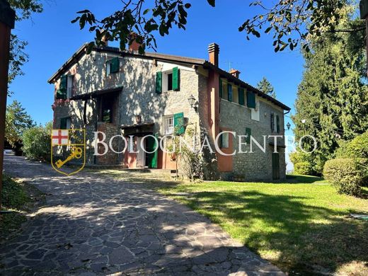 Villa in Pianoro, Bologna