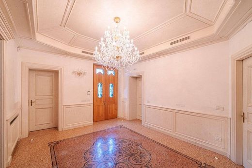Villa a Udine, Friuli Venezia Giulia