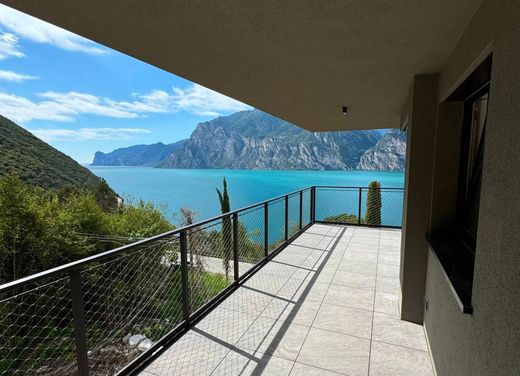 Piso / Apartamento en Nago-Torbole, Trento