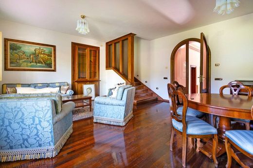 Villa in Pisa, Tuscany