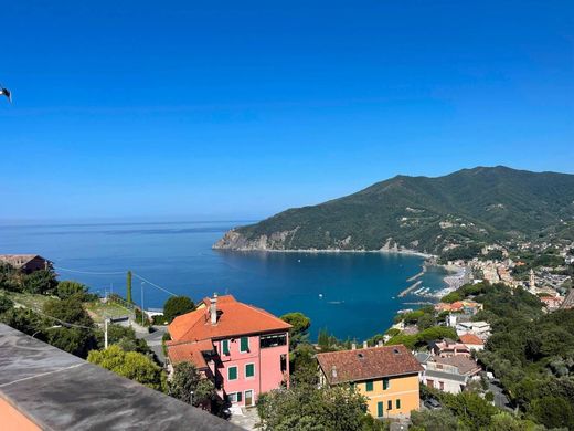 Penthouse in Moneglia, Provincia di Genova