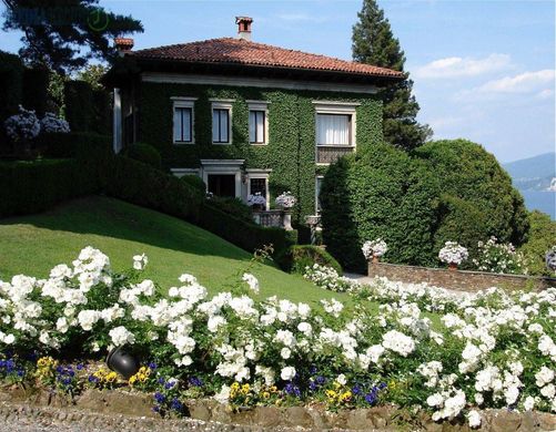 Villa in Verbania, Piëmont