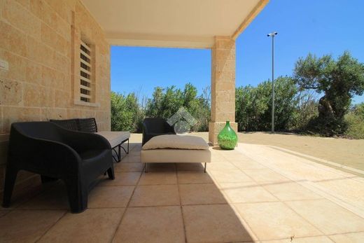 Villa in San Vito dei Normanni, Provincia di Brindisi