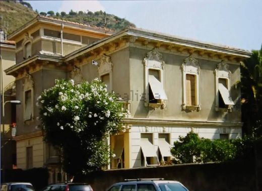 Villa à Vintimille, Provincia di Imperia