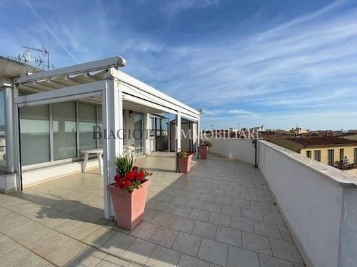 Penthouse in Livorno, Provincia di Livorno