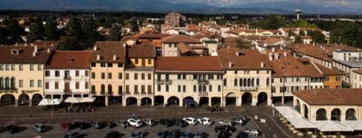 Penthouse Castelfranco Veneto, Treviso ilçesinde