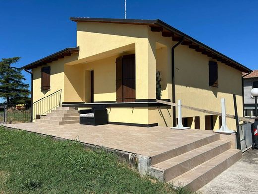 Βίλα σε Budrio, Bologna