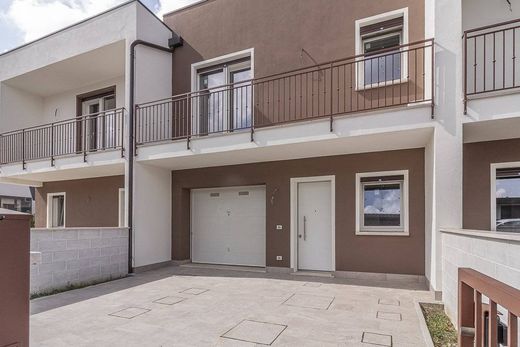 Villa in Ferrara, Provincia di Ferrara
