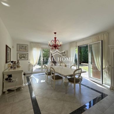 Villa en Campi Bisenzio, Florencia