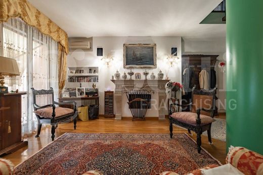 Penthouse à Rozzano, Milan