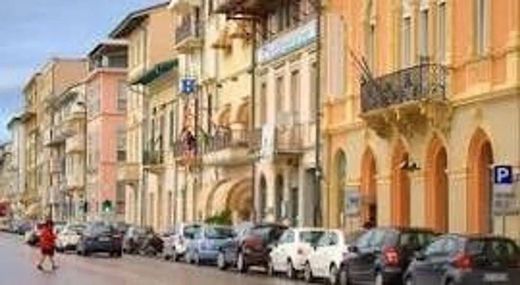 Villa en Viareggio, Lucca