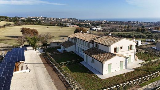 Apartment in Sirolo, Provincia di Ancona