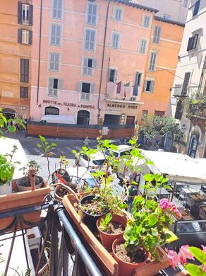 Apartment in Rome, Latium