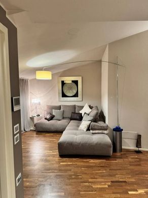 套间/公寓  皮亚琴察, 皮亚琴察省