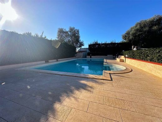 Villa in Syracuse, Sicily