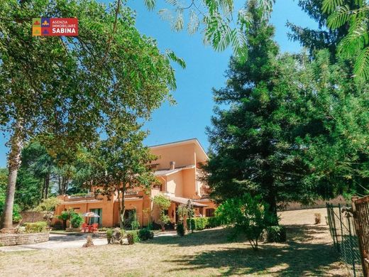 Villa in Rome, Latium