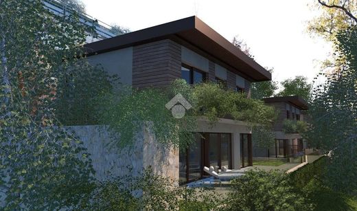 Villa a Negrar, Verona