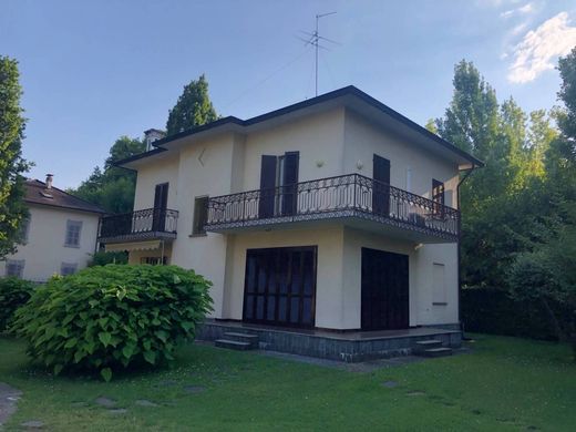 Villa a Crema, Cremona