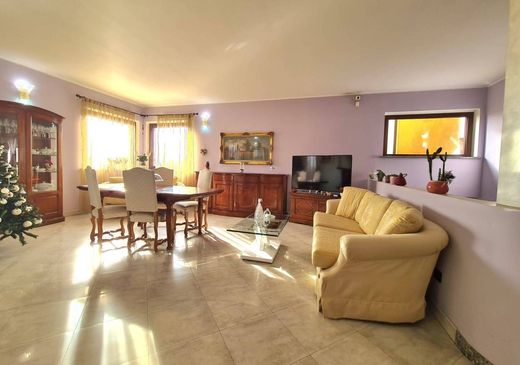 Willa w Parabiago, Città metropolitana di Milano