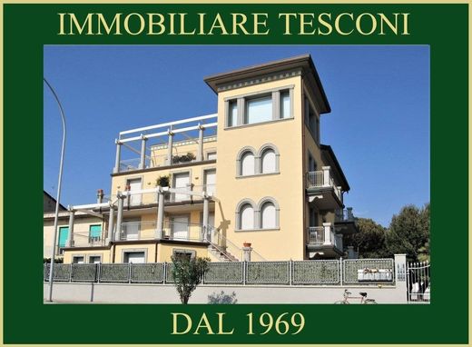 Piso / Apartamento en Pietrasanta, Lucca