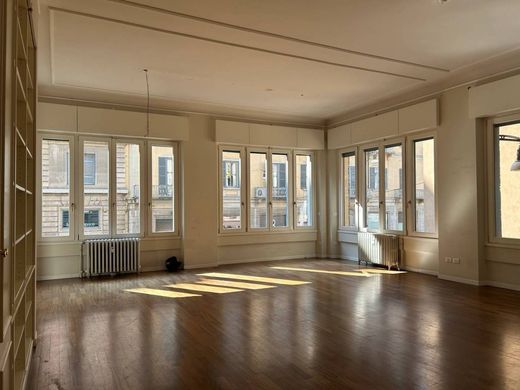 Appartamento a Milano, Lombardia