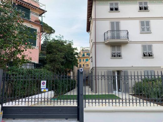 Piso / Apartamento en Rapallo, Génova