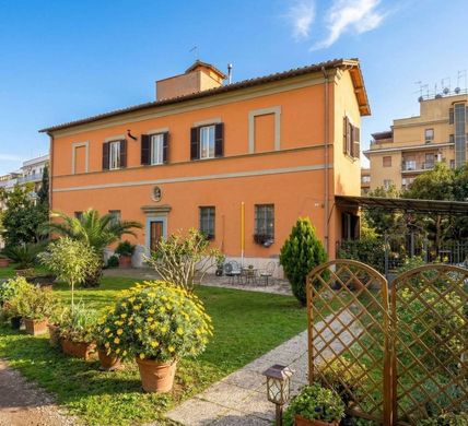 Villa in Rome, Latium