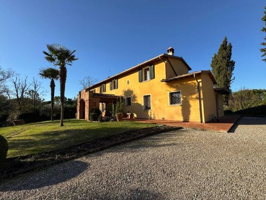 Villa in Fucecchio, Province of Florence